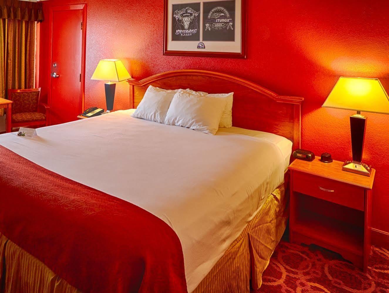 Sturgis Lodge And Suites Екстериор снимка