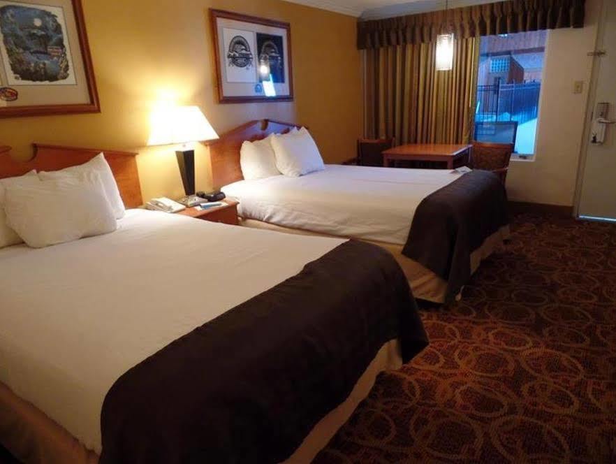 Sturgis Lodge And Suites Екстериор снимка