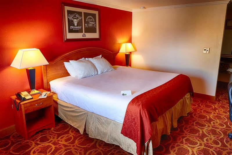 Sturgis Lodge And Suites Екстериор снимка